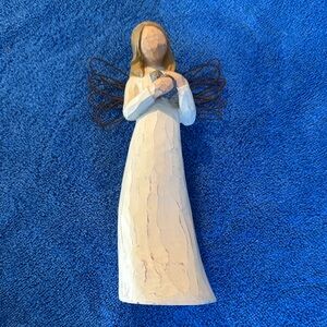 WILLOW TREE ANGEL OF PEACE FIGURINE